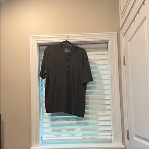 Faherty Dark Gray Short Sleeve Sunwashed Organic Cotton Henley